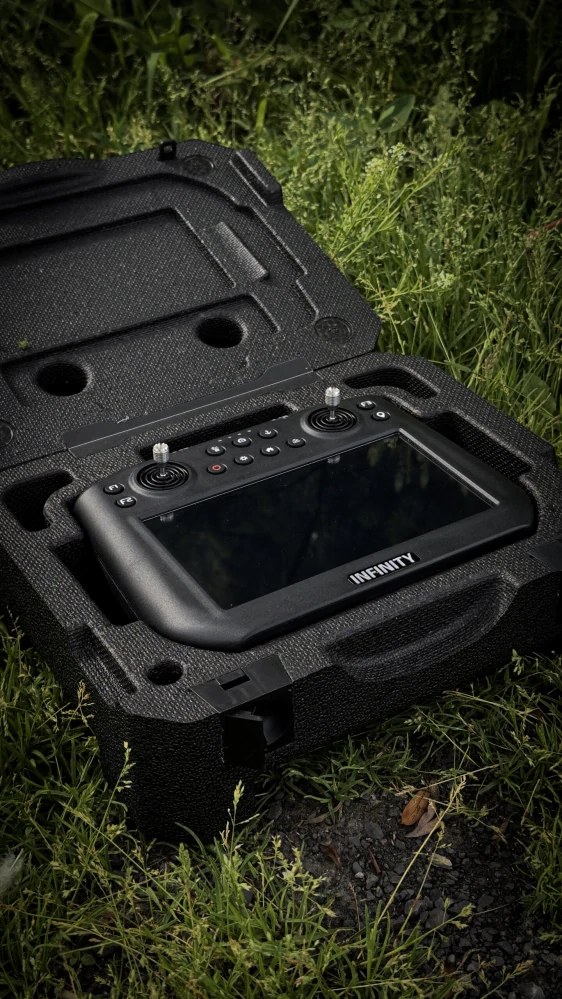 Zavážecí loď INFINITYBOAT – PRIME X