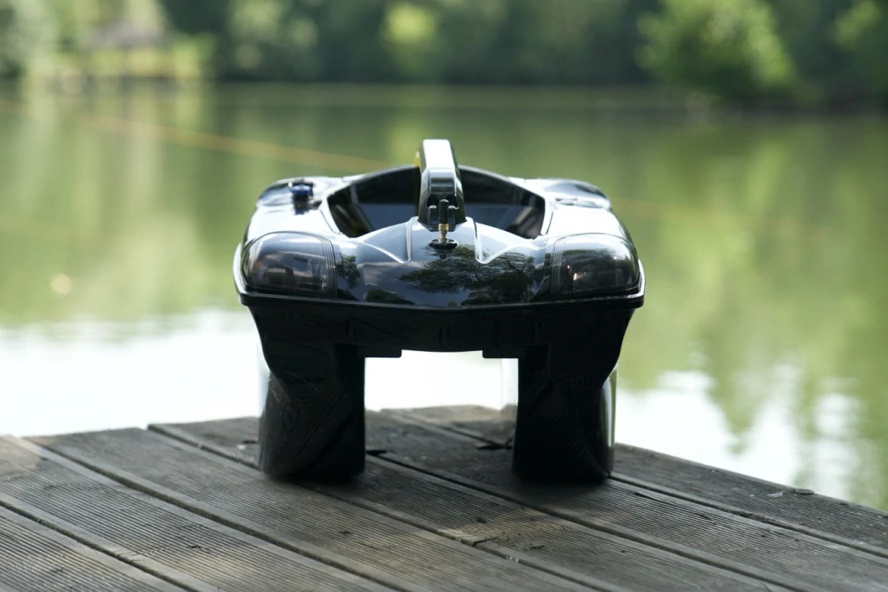 Zavážecí loď INFINITYBOAT – PRIME X