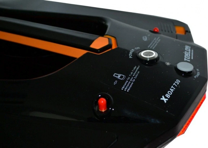 Zavážecí loď Toslon XBOAT 730 + XR310 + TF-520 – GPS, Sonar, Autopilot